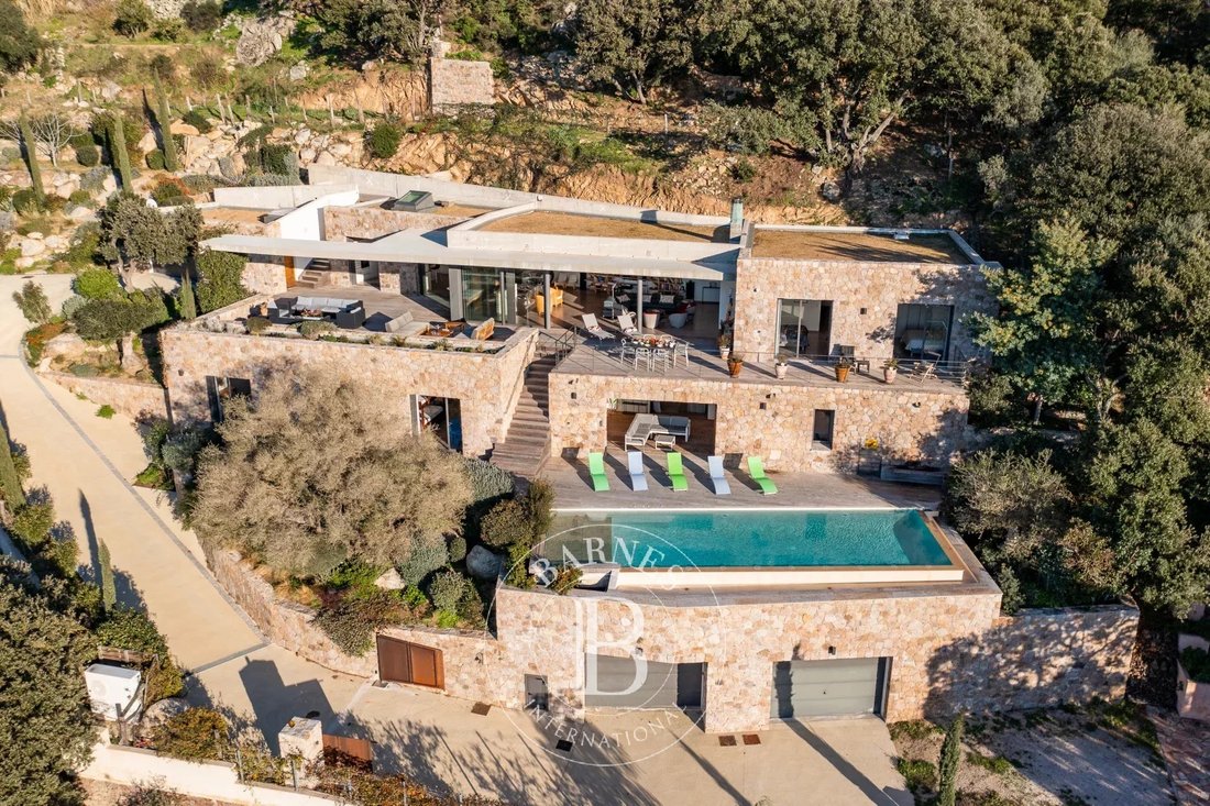 Villa in Lumio, Corsica, France 2 - 12941710