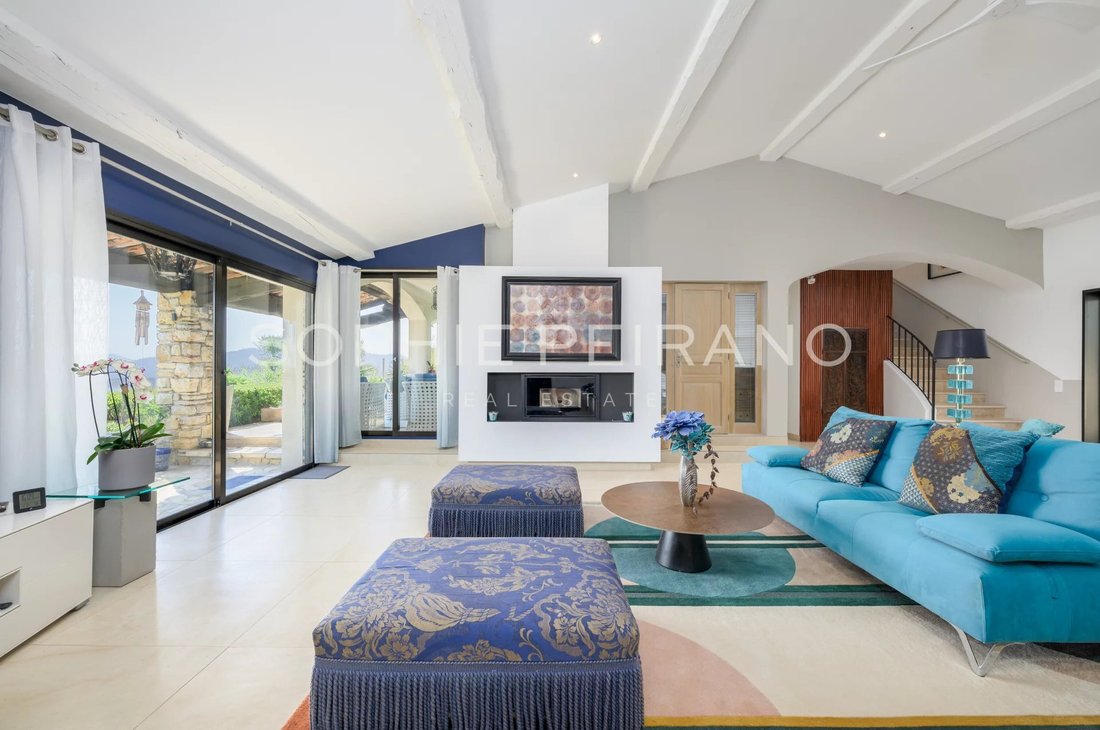 Villa in Collines, Le Cannet, France 5 - 16052875