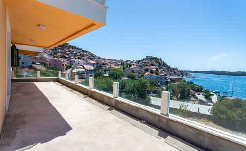 Apartment in Gradska cetvrt Crnica, Sibenik, Sibenik-Knin County 1