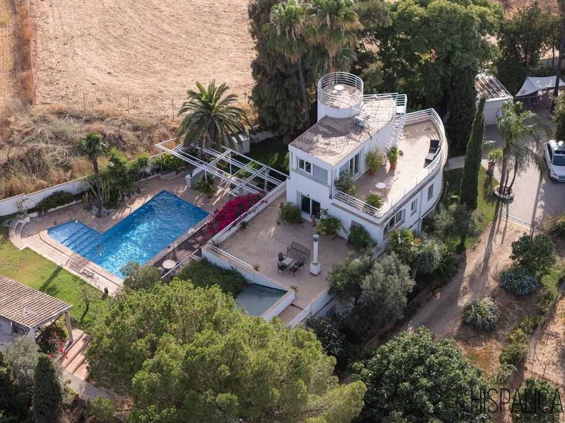 Villa in Valencina de la Concepcion, Andalusia, Spain 2 - 16026587