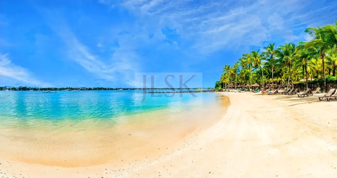 Villa in Grand Baie, Rivière du Rempart District, Mauritius 2 - 16055484