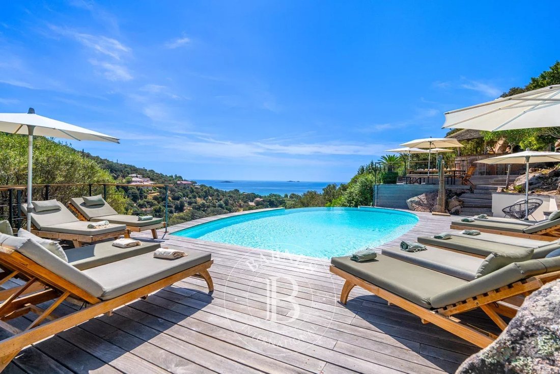 Villa in Porto-Vecchio, Corsica, France 1 - 16052995