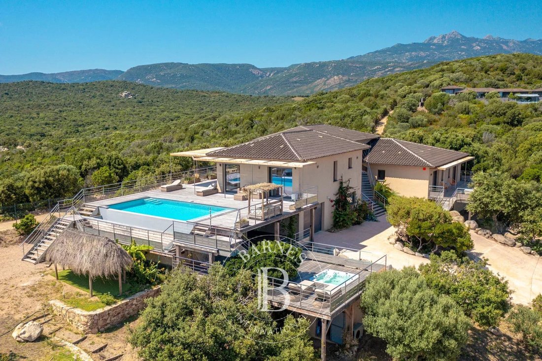 Villa in Pianottoli-Caldarello, Corsica, France 2 - 16052973