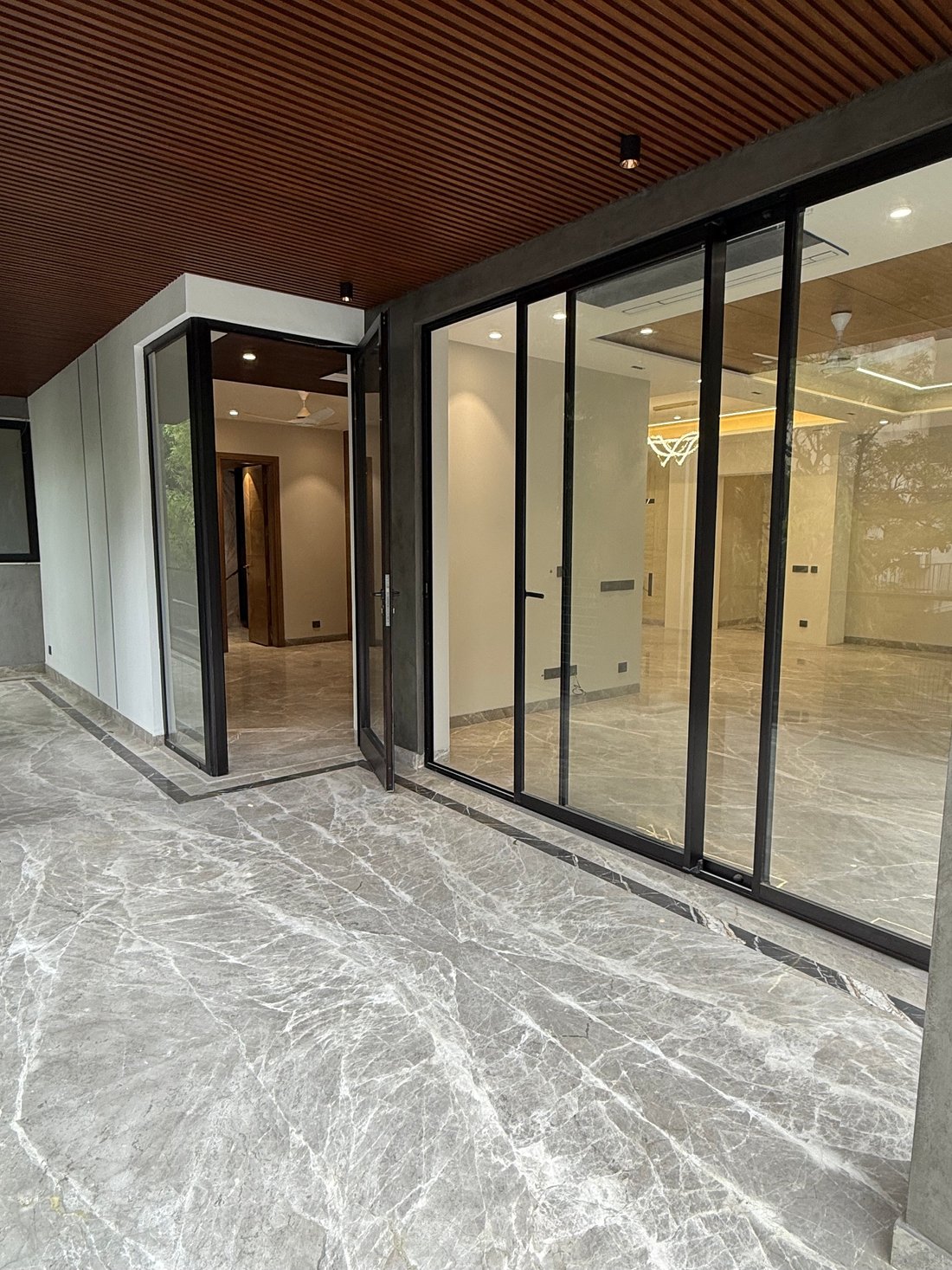 Apartment in New Delhi, Delhi, India 1 - 16058713