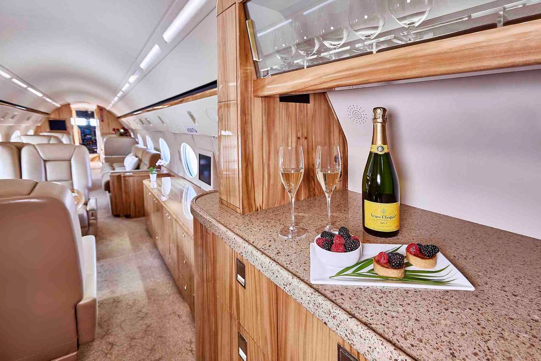 Heavy Jet in Coral Springs, Florida, United States 2 - 16057225