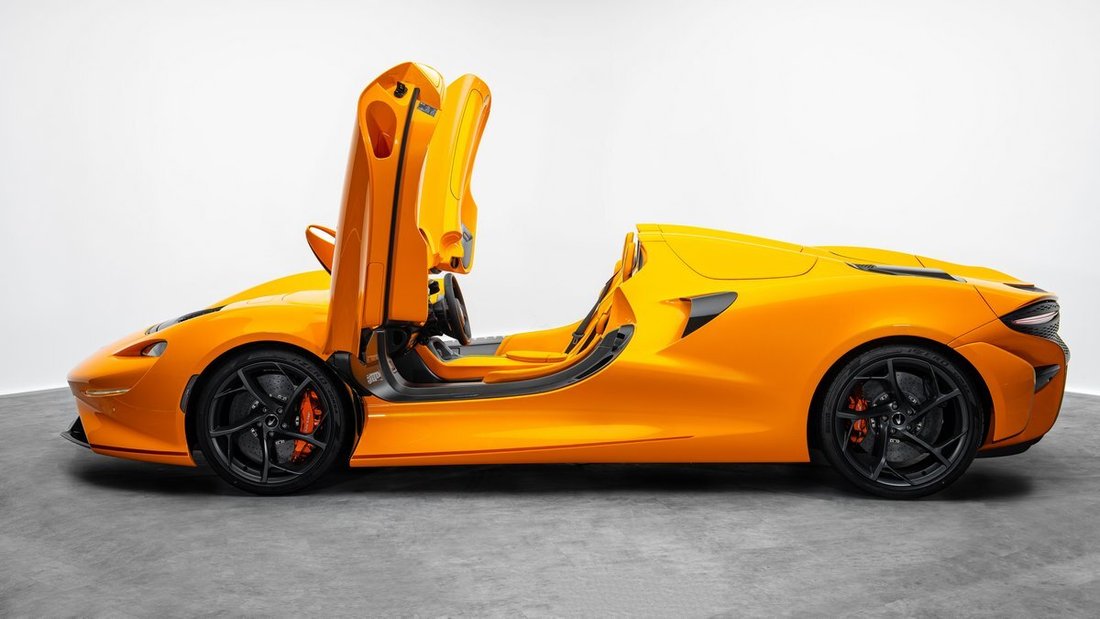 Roadster in Dubai, Dubai, United Arab Emirates 5 - 12116792
