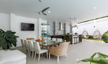 Casa en Escazú, San José, Costa Rica 1