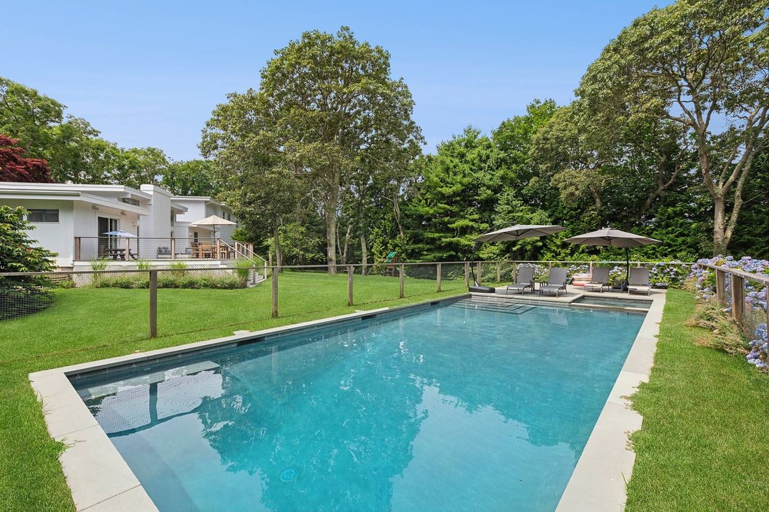 East Hampton, New York, United States 2 - 16058139