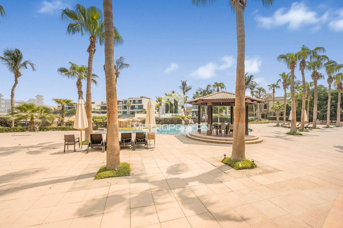 Villa in Palm Jumeirah, Dubai, United Arab Emirates 2 - 16063141