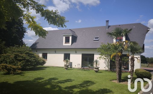 Castle for Sale in Pont-Audemer, Normandy, France