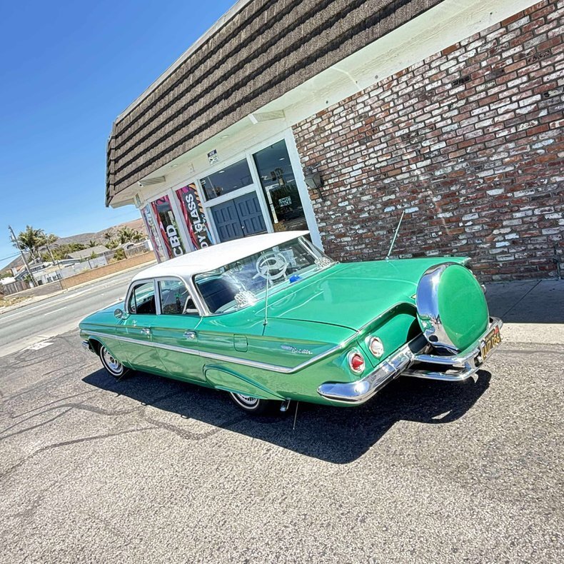 Sedan in Glendale, United States 3 - 16063003