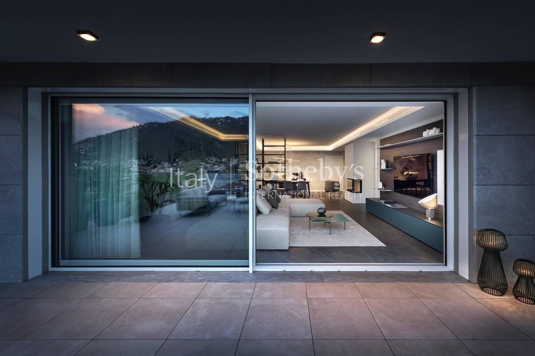 Apartment in Western Lake Center, Como, Lombardy 4 - 16062938