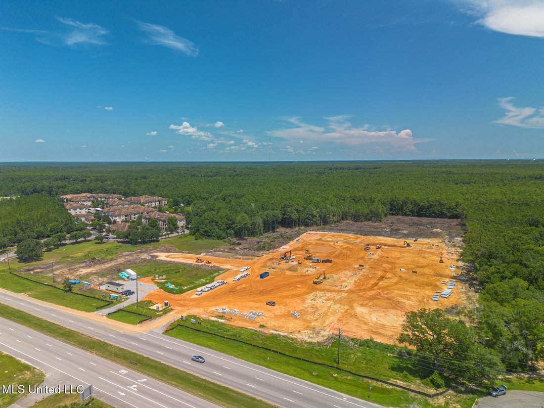 Land in Ocean Springs, Mississippi, United States 3 - 16059942