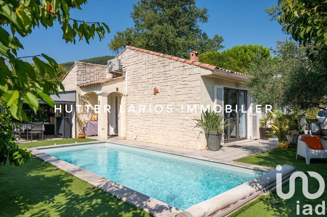 Casa en Solliès-Pont, Provenza-Alpes-Costa Azul, Francia 1 - 16062560