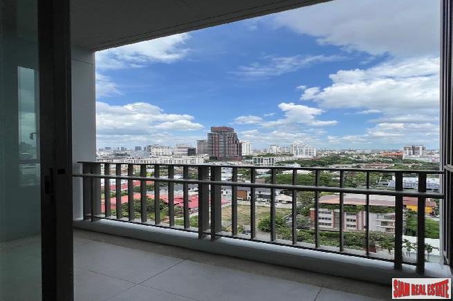 Quattro By Sansiri - Amazing 2 Bed Condo for Sale in Thong Lo