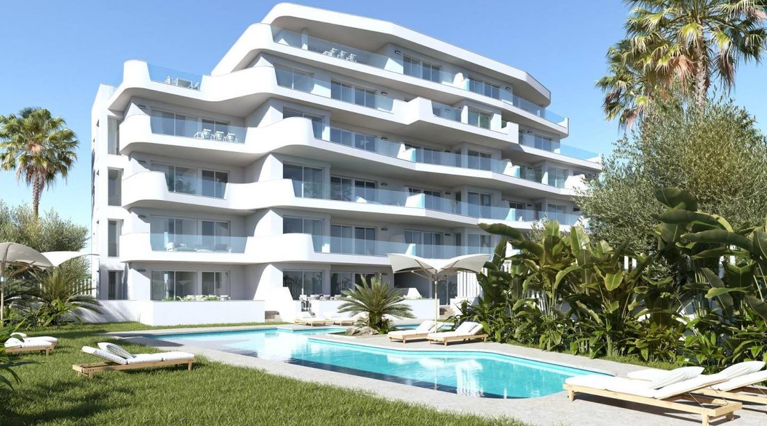 Apartment in Pilar de la Horadada, Valencian Community, Spain 1 - 16057993