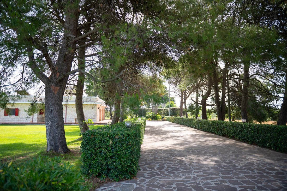 Villa in Oria, Apulia, Italy 3 - 16061121
