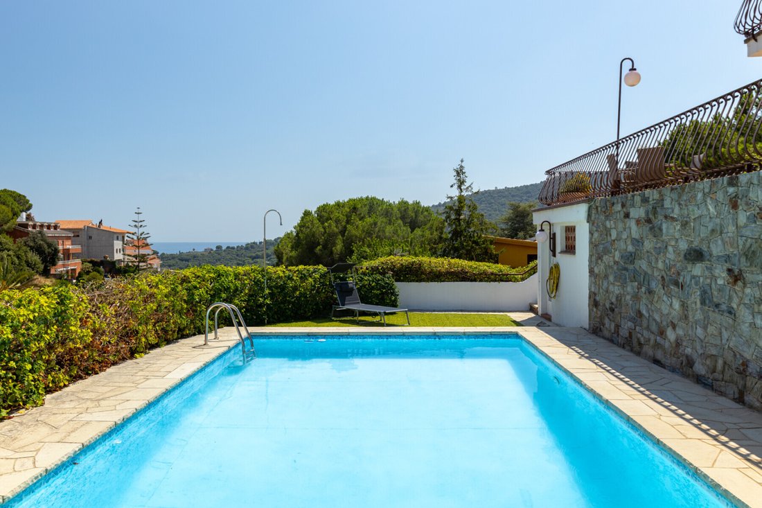House in Alella, Catalonia, Spain 2 - 16059818