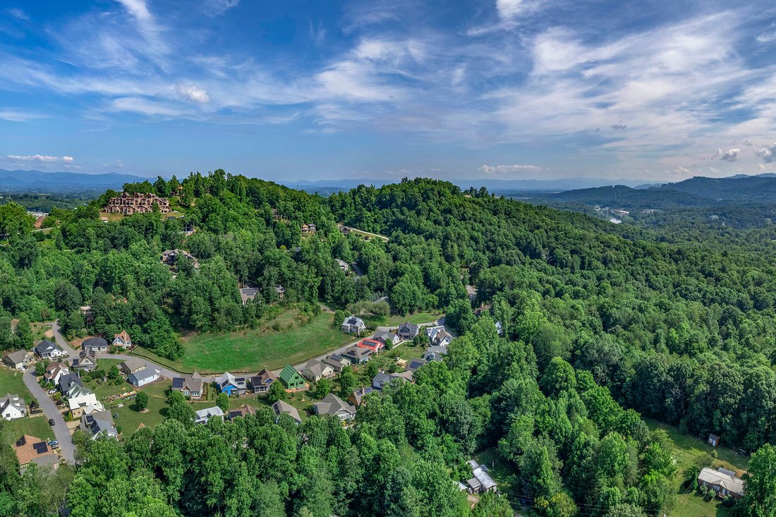 Land in Asheville, North Carolina, United States 1 - 16057725
