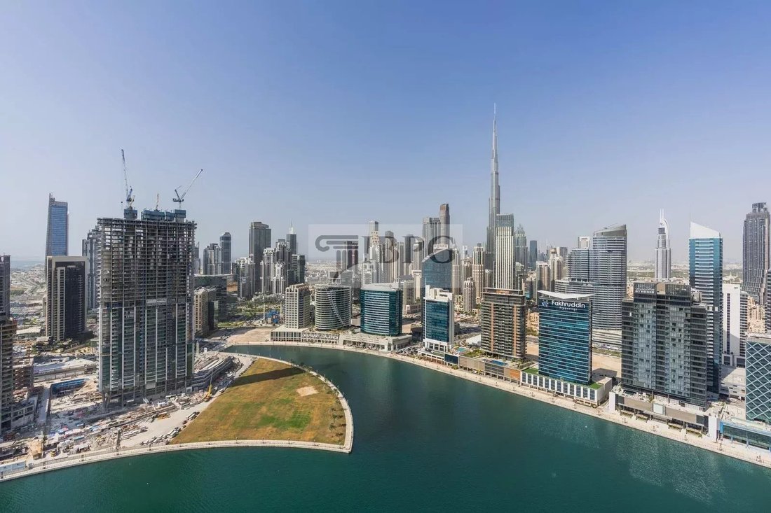 Apartment in Business Bay, Dubai, United Arab Emirates 1 - 16057029
