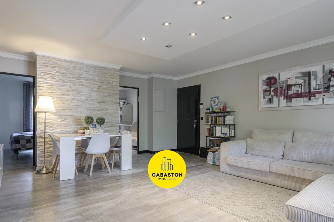 Apartment in Saint Giniez, 8e Arrondissement, Marseille 4 - 15666164