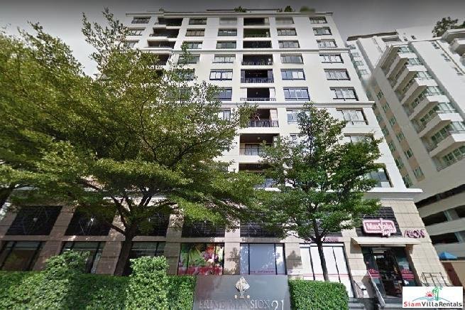 Prime Mansion 31 - Newly Renovated 2 Bed Pet Friendly Condo for Sale in BTS Phrom Phong.