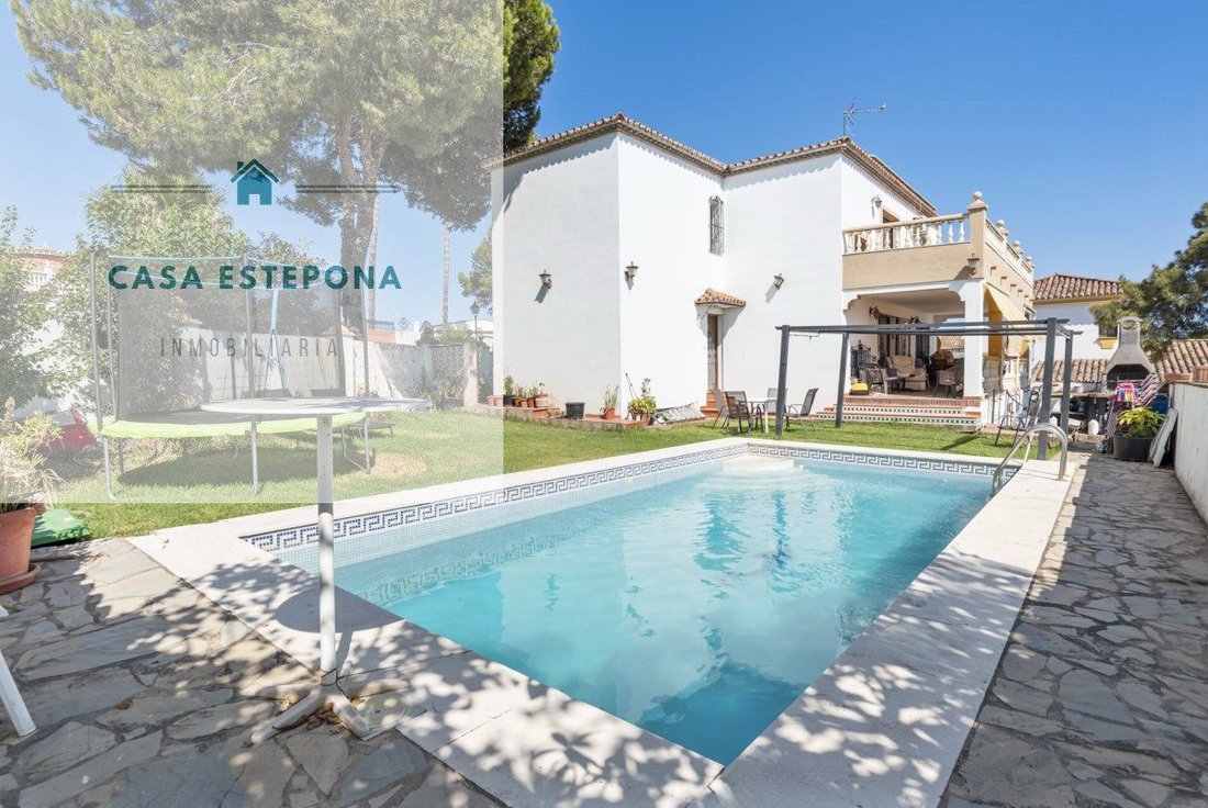 Villa in Estepona, Andalusia, Spain 1 - 16063258