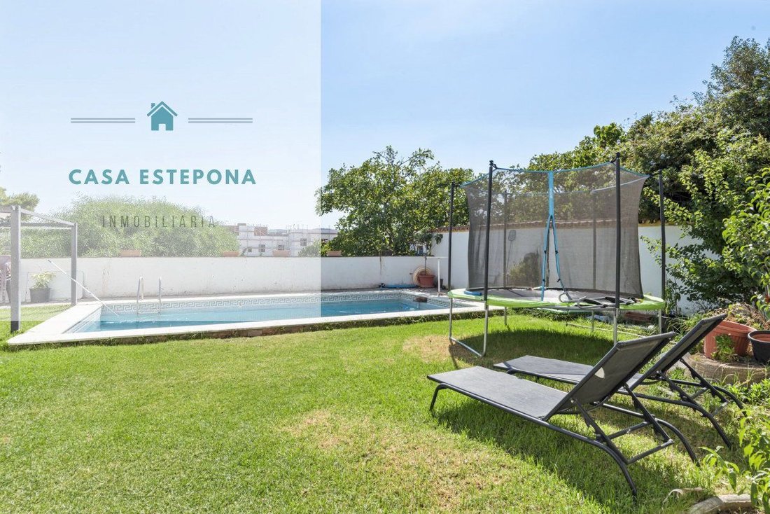 Villa in Estepona, Andalusia, Spain 5 - 16063258