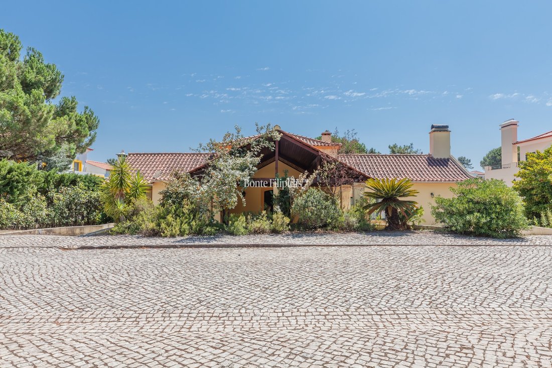 Villa in Quinta do Conde, Setubal, Portugal 1 - 16063372