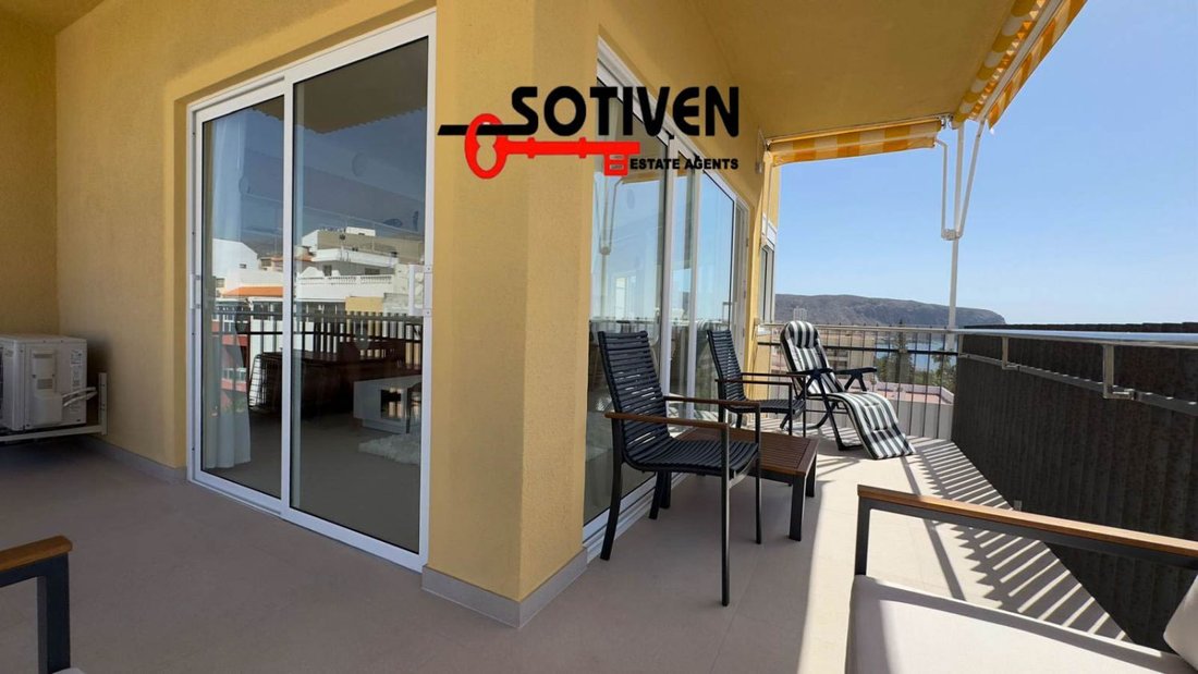 Apartment in Los Cristianos, Canary Islands, Spain 2 - 16063312