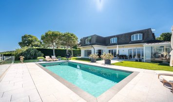 Villa in La Grande B�roche, Neuch�tel, Switzerland 1