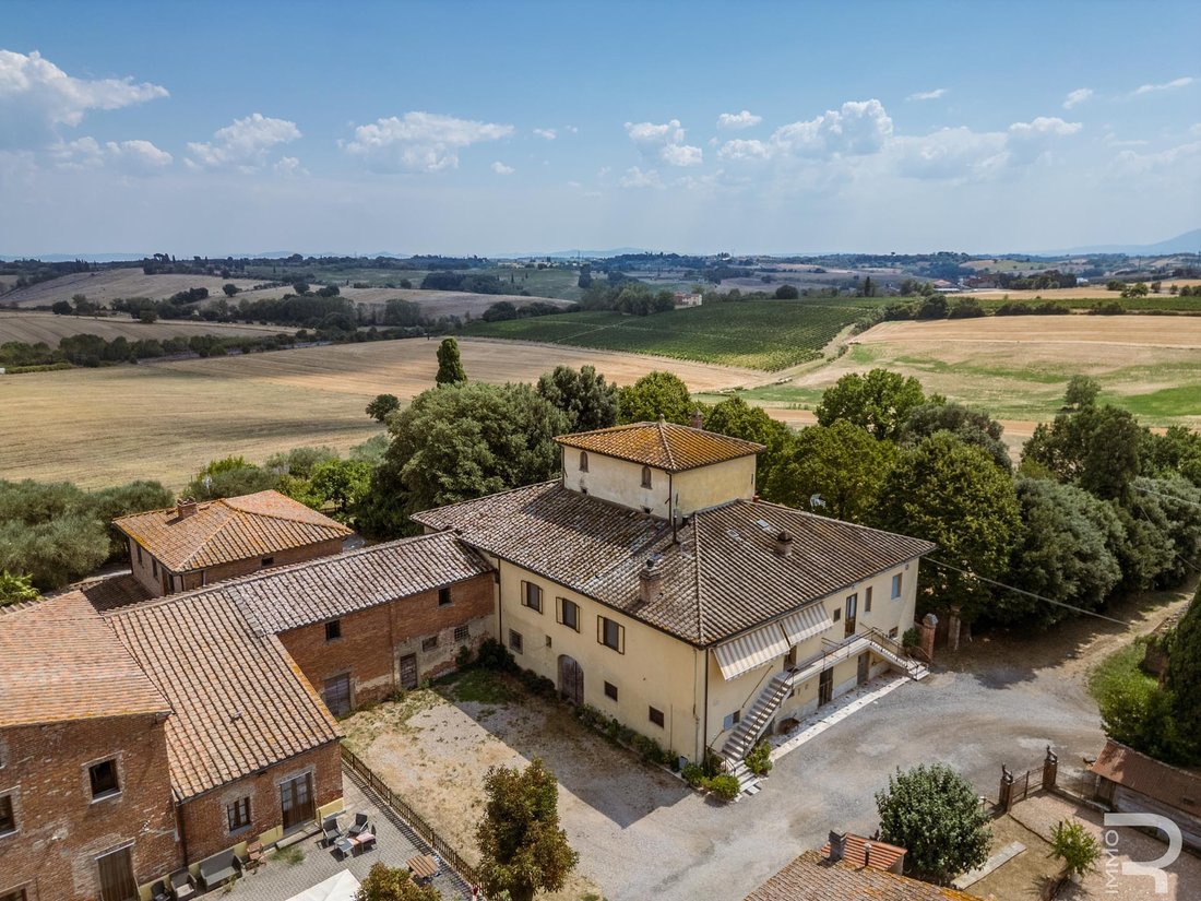 Farm Ranch in Center, Cortona, Tuscany 5 - 16063408