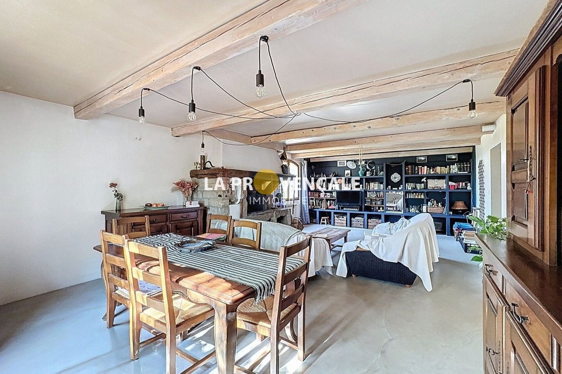 Villa in Puyloubier, Provence-Alpes-Côte d'Azur, France 4 - 16063821