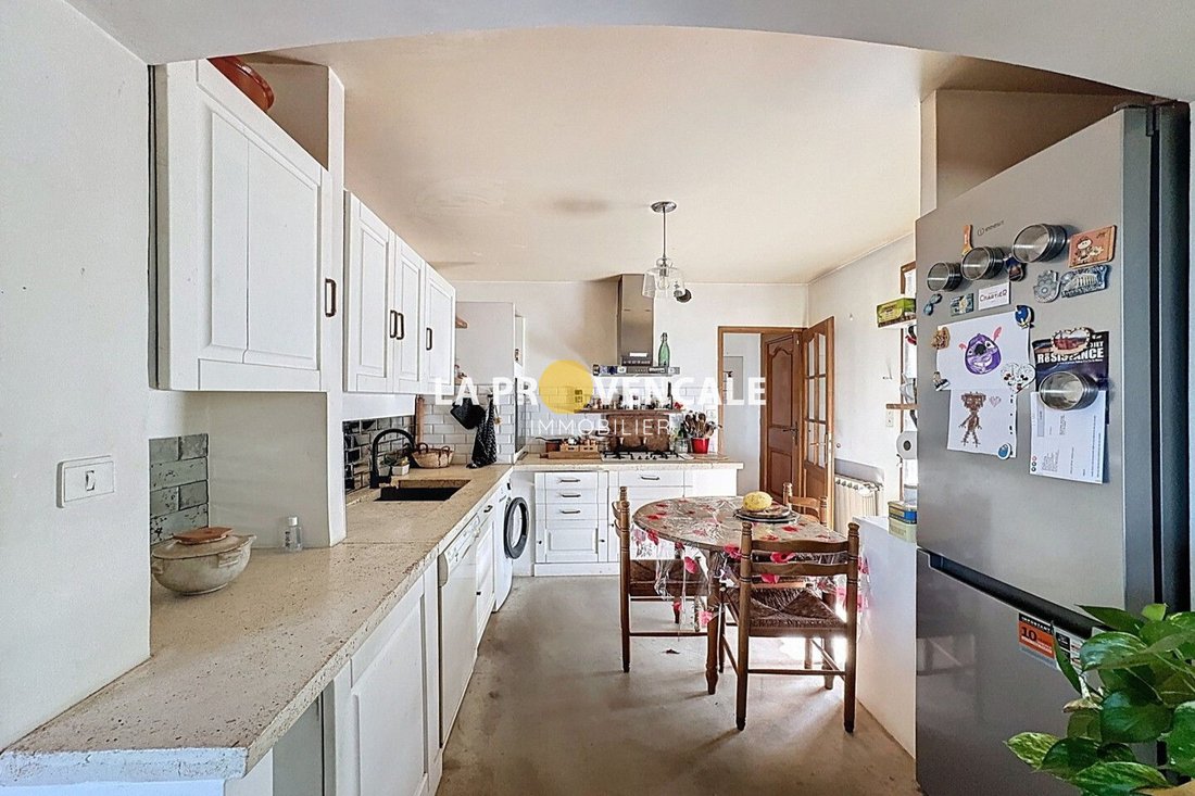 Villa in Puyloubier, Provence-Alpes-Côte d'Azur, France 5 - 16063821