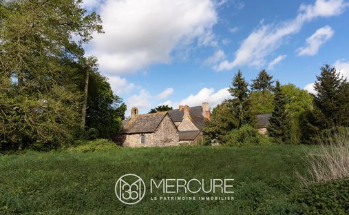 Castle for Sale in La Gacilly, Brittany, France