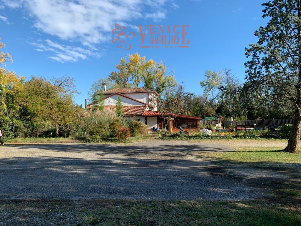 Land in Riese Pio X, Veneto, Italy 4 - 14618387