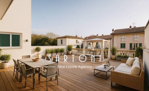 Apartment in Lungomare, Viareggio, Tuscany 1