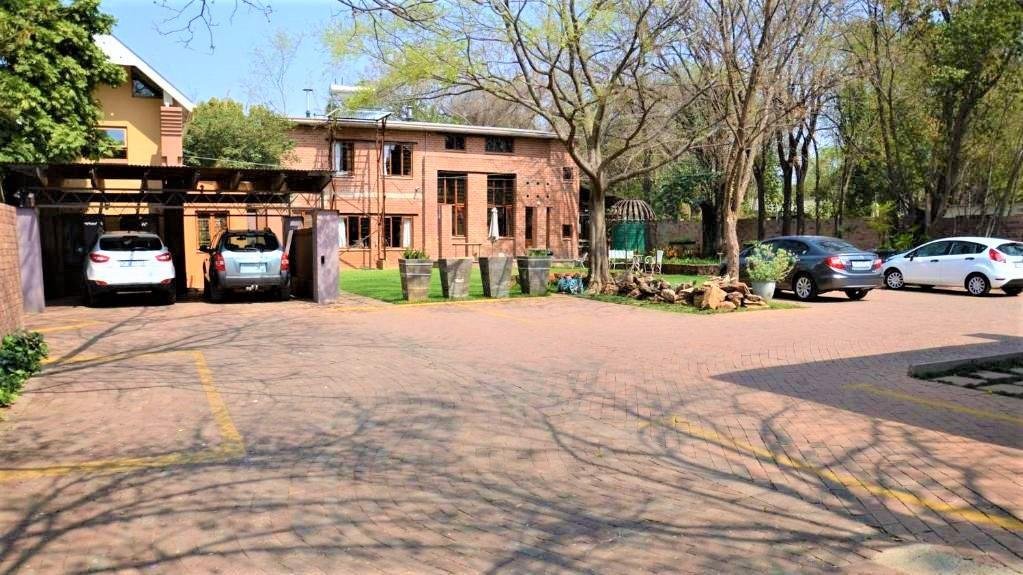 Hatfield, Gauteng, South Africa 4 - 16064097