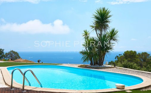 Villa in La Maure-Super Cannes, Vallauris, France 1