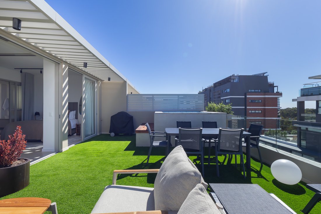 Apartment in Green Point, Atlantic Seaboard, Cape Town 3 - 16064104