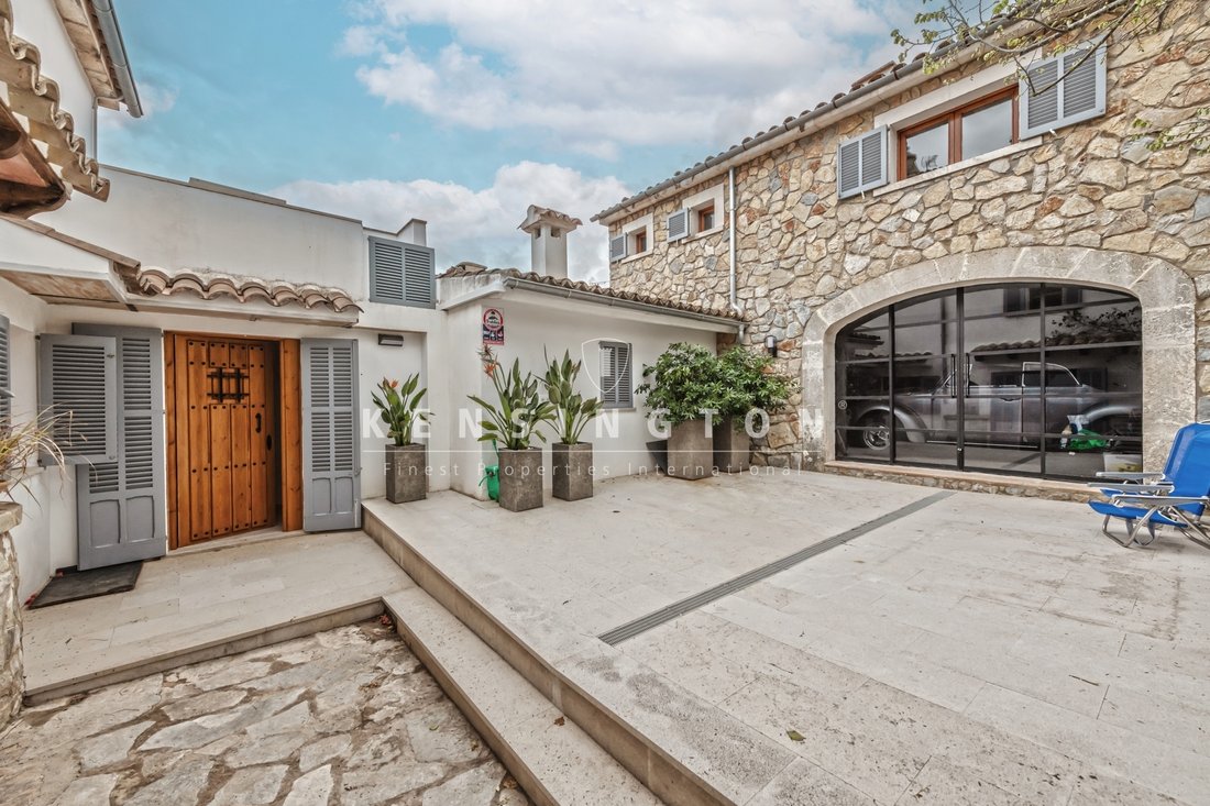Townhouse in Puigpunyent, Balearic Islands, Spain 1 - 14055228