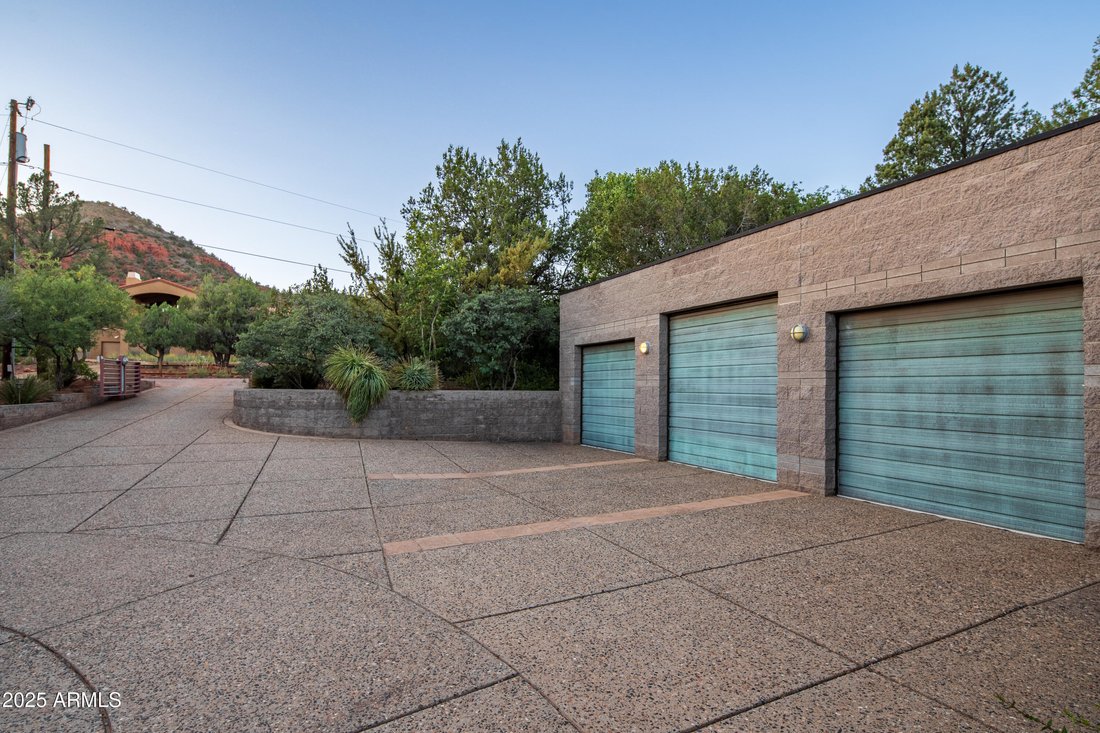 House in Sedona, Arizona, United States 5 - 16064474