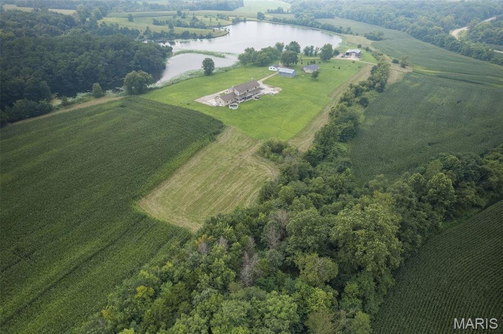Farm Ranch in Fayette, Missouri, United States 2 - 16064637