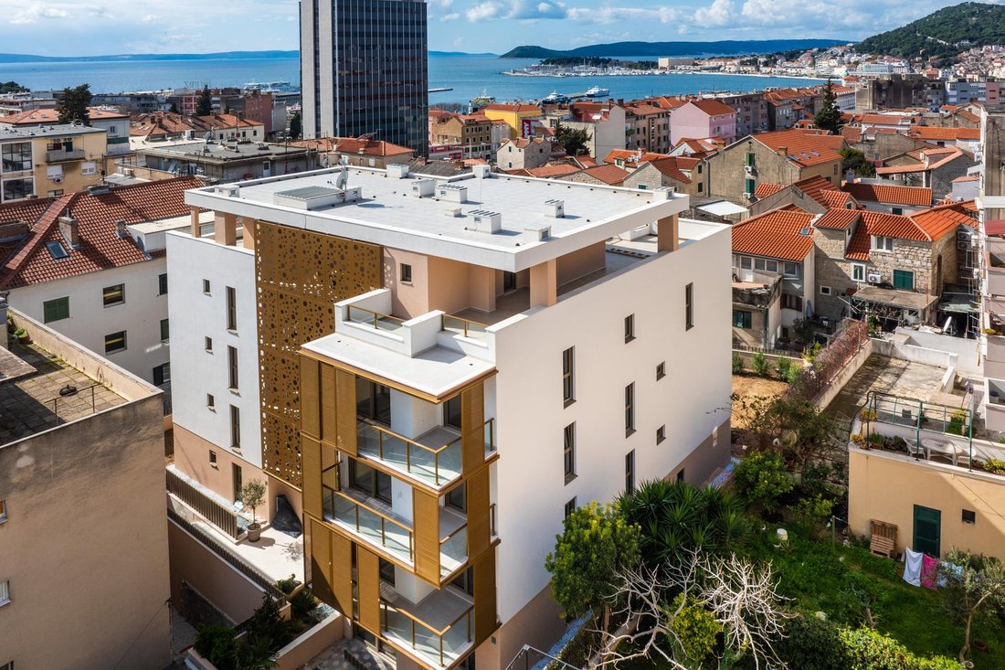 Apartment in Lucac-Manus, Split, Split-Dalmatia County 5 - 16065009
