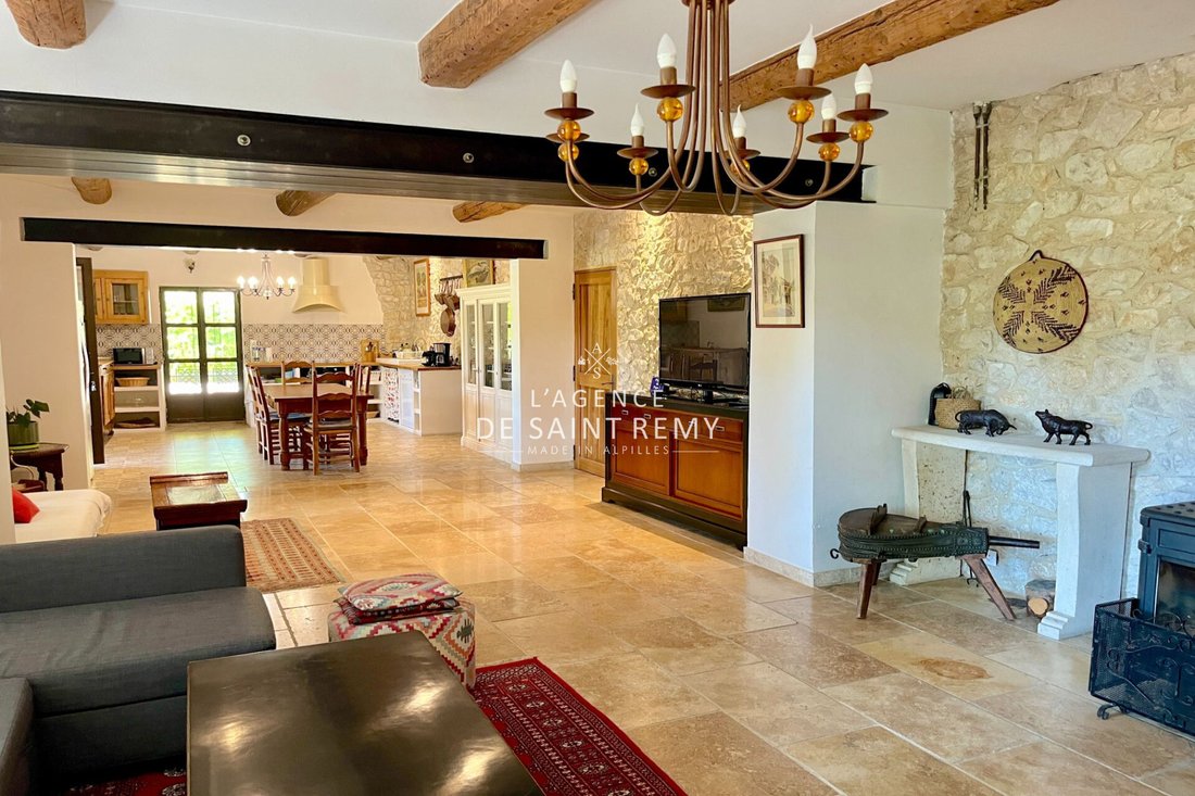 Villa in Verquières, Provence-Alpes-Côte d'Azur, France 4 - 15036492
