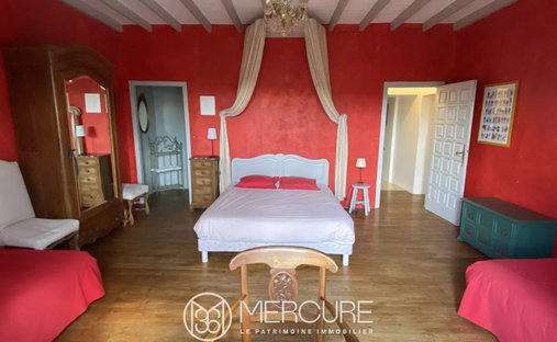 South Vendee 14th And 15th Century Chateau 10 Hectare Parkland