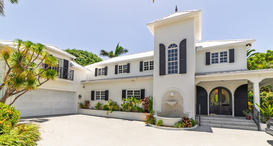 House in George Town, George Town, Cayman Islands 2 - 16065004