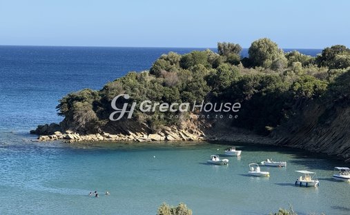 Land in Methoni, Peloponnese, Western Greece and the Ionian, Griechenland 1