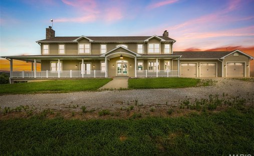 Farm Ranch in Fayette, Missouri, United States 1