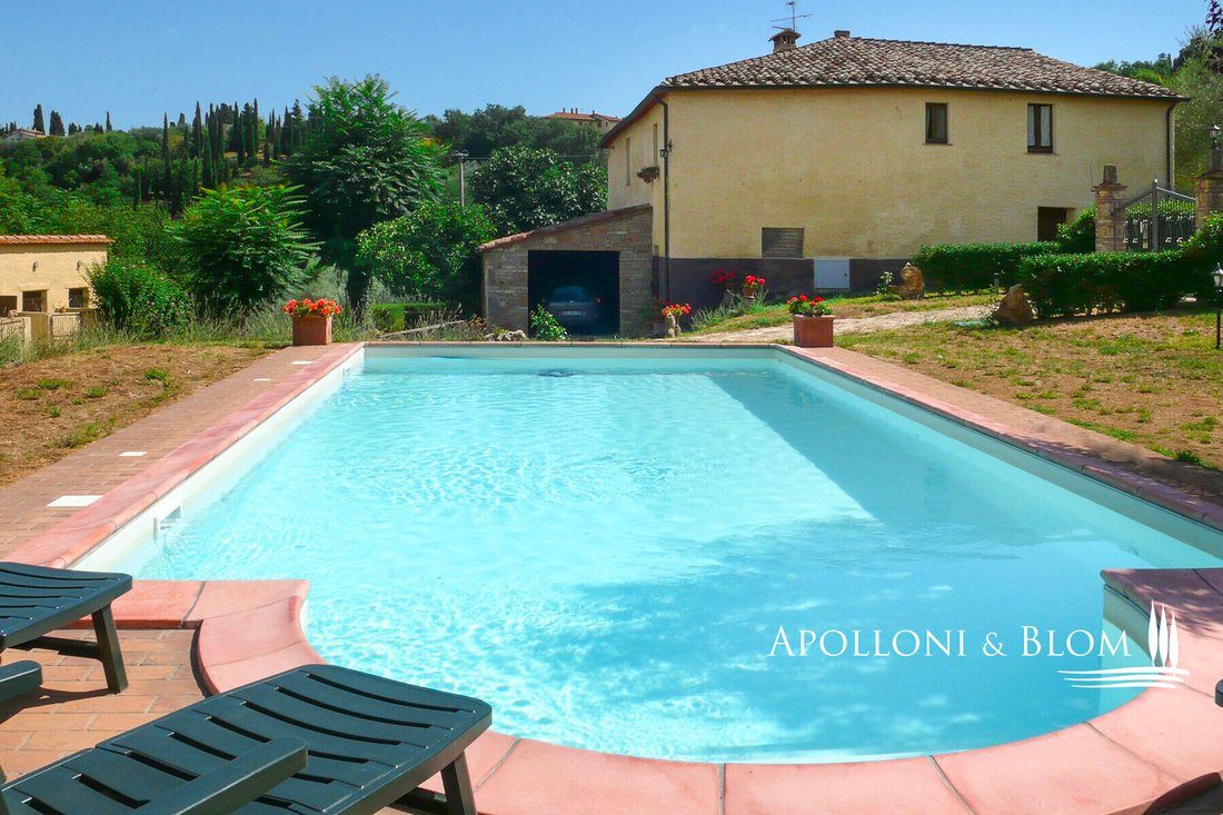 House in Sarteano, Tuscany, Italy 1 - 11760197